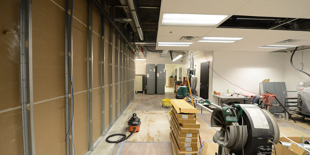 Data Specialties Inc.
Services.
Construction.
Photo by Robert Binder